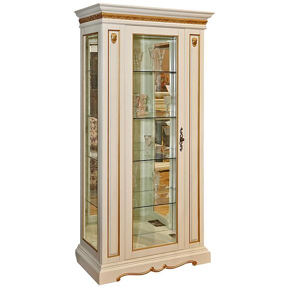 Шкаф с витриной «Милана 8» П4.265.0.08-01(265.08-01), Материал: Массив (дуб), Цвет: Слоновая кость с золочением (shkaf_s_vitrinoi_milana_8_p265_08-01_slon_kost_zoloto.jpg) Шкаф с витриной «Милана 8» П4.265.0.08-01(265.08-01), Материал: Массив (дуб), Цвет: Слоновая кость с золочением